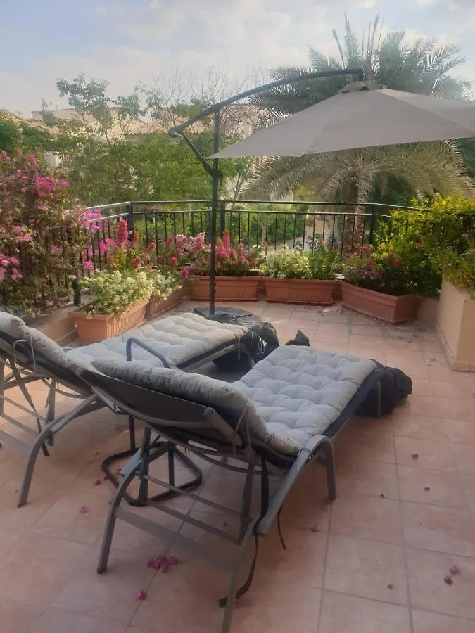Cherrywood House Dubai Bed & Breakfast